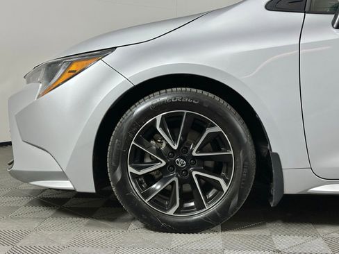 Used 2024 Toyota Corolla LE FWD image 8