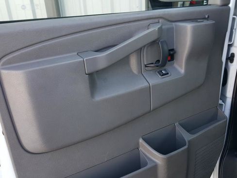 Used 2022 Chevrolet Express 2500 w/ Driver Convenience Package RWD image 20