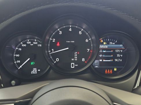 New 2025 Porsche Macan image 26