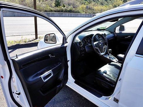 Used 2013 Chevrolet Captiva Sport LTZ image 32