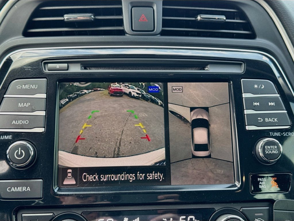 Used 2019 Nissan Maxima Platinum w/ Sport Mat Group FWD image 14