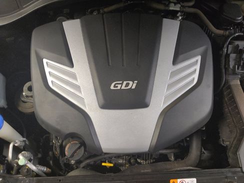 Used 2018 Hyundai Santa Fe Limited image 30