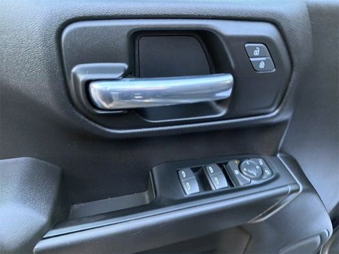 Used 2022 Chevrolet Silverado 1500 Custom image 14
