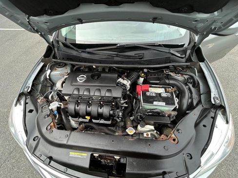 Used 2013 Nissan Sentra S image 40