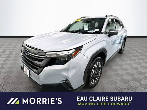 Certified 2025 Subaru Forester Premium image 1