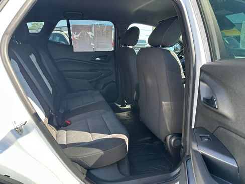 Certified 2024 Chevrolet Trax RS w/ Driver Confidence Package FWD image 16