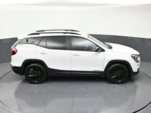 Used 2023 GMC Terrain SLE w/ Elevation Edition AWD/4WD image 21
