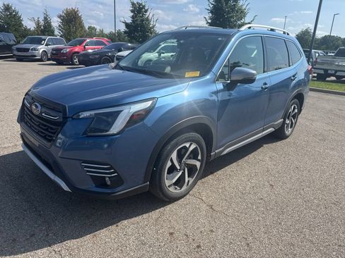 Used 2024 Subaru Forester Touring AWD/4WD image 1