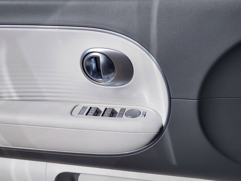 New 2026 Hyundai Ioniq 9 SE image 7