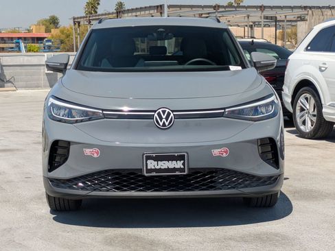 Used 2023 Volkswagen ID.4 Pro RWD image 6