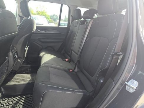 Used 2023 Jeep Grand Cherokee Laredo X AWD/4WD image 28