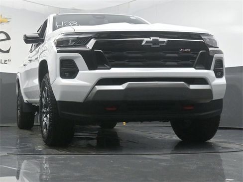 New 2026 Chevrolet Colorado Z71 image 3