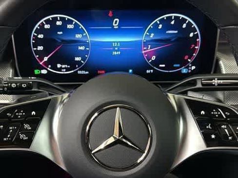 Certified 2025 Mercedes-Benz GLC 300 4MATIC image 20