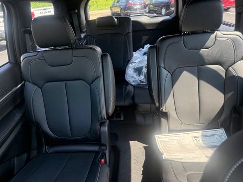 New 2026 Jeep Grand Cherokee L Limited AWD/4WD image 29