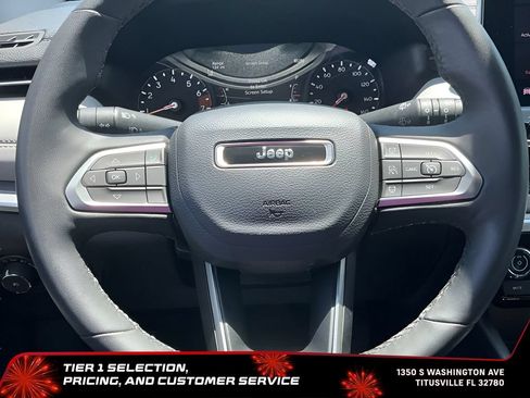 Used 2025 Jeep Compass Limited AWD/4WD image 30
