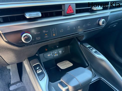 New 2026 Kia Sorento S image 19