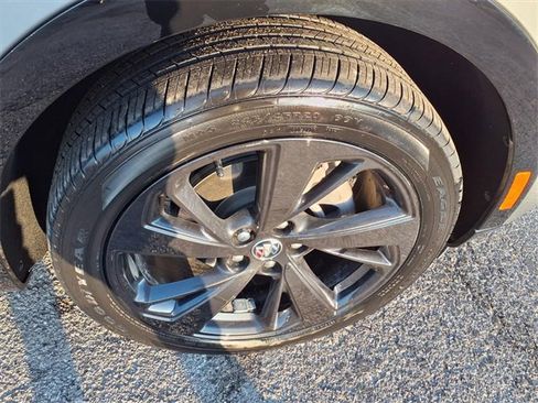 Used 2023 Buick Envision Essence w/ Sport Touring Package image 45