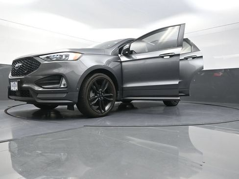 Used 2022 Ford Edge ST w/ Equipment Group 401A AWD/4WD image 34