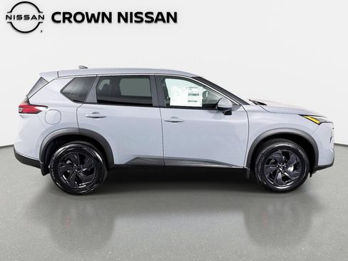New 2026 Nissan Rogue SV FWD image 4
