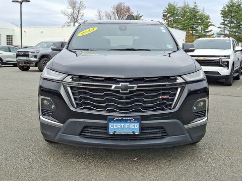 Certified 2023 Chevrolet Traverse RS image 2