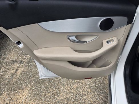 Used 2016 Mercedes-Benz C 300 Sedan image 31