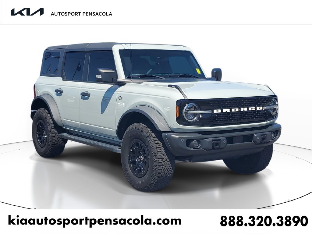 Used 2023 Ford Bronco Wildtrak AWD/4WD image 1