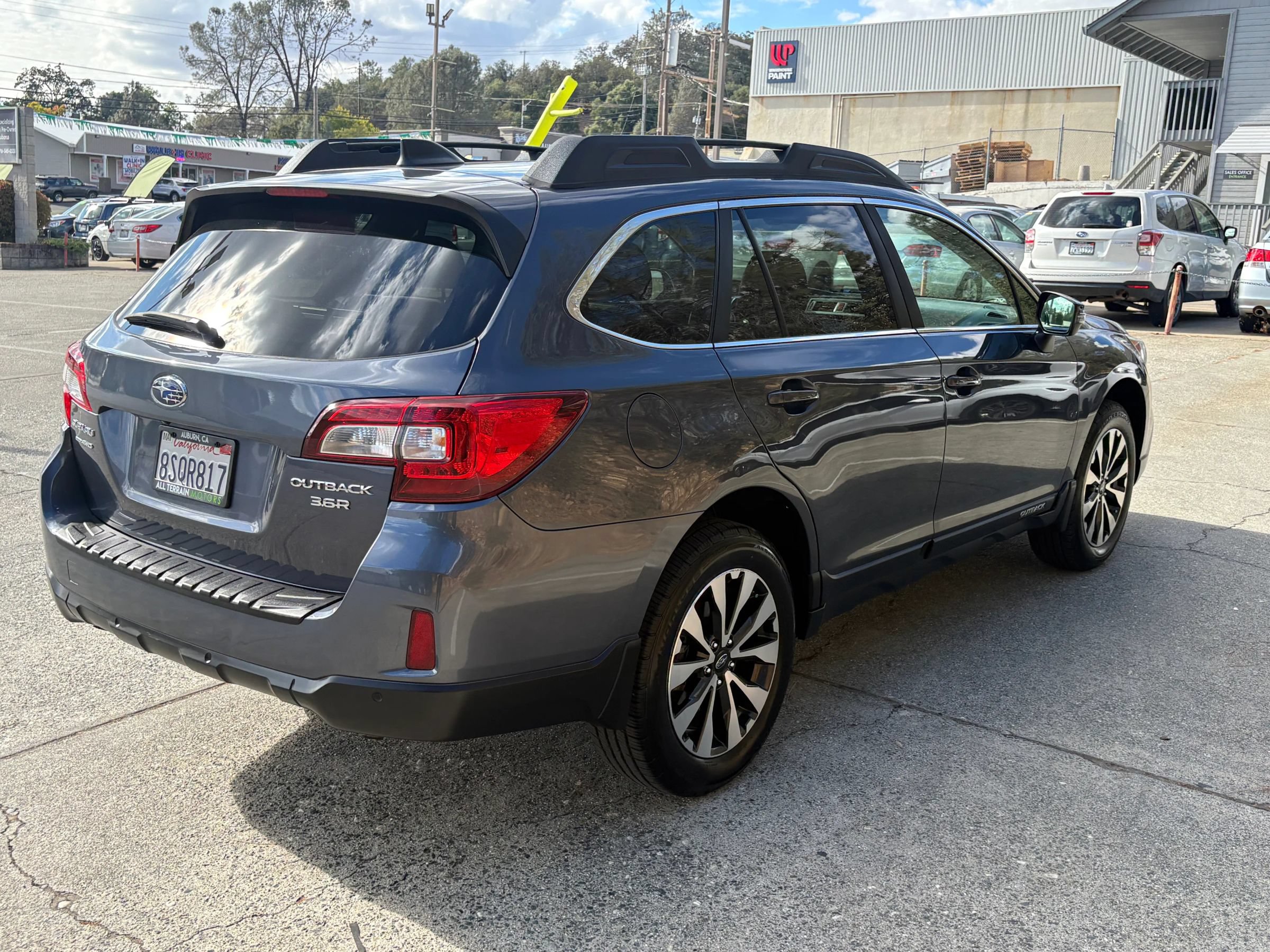 Used 2017 Subaru Outback 3.6R Limited AWD/4WD image 6