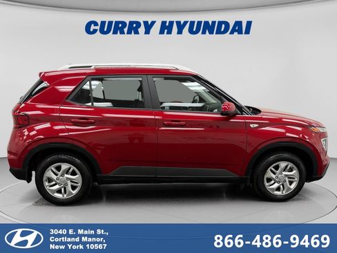 Used 2020 Hyundai Venue SEL w/ Convenience Package FWD image 6