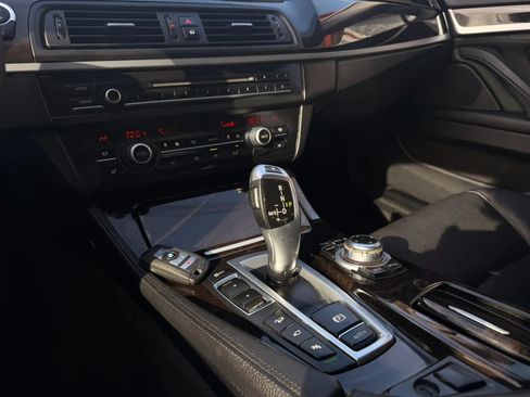 Used 2013 BMW 528i xDrive Sedan AWD/4WD image 19