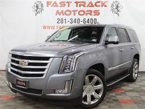Used 2019 Cadillac Escalade Luxury image 1