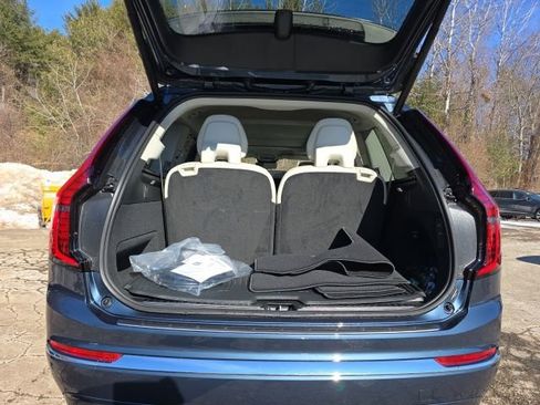New 2026 Volvo XC90 T8 Ultra w/ Protection Package Premier image 17