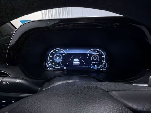 Used 2021 Hyundai Palisade Calligraphy image 16