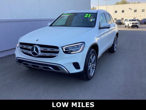 Used 2021 Mercedes-Benz GLC 300 4MATIC image 2