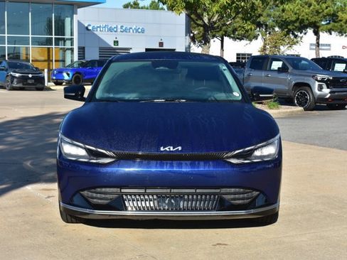 Used 2024 Kia EV6 Wind image 2