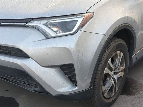 Used 2016 Toyota RAV4 LE image 14