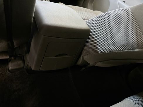 Used 2019 Nissan Frontier SV image 27