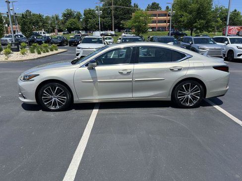 Certified 2025 Lexus ES 350 w/ Premium Package FWD image 6