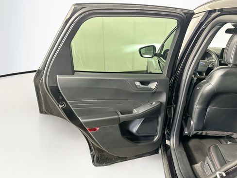 Used 2025 Ford Escape ST-Line FWD image 24