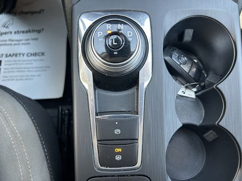 Used 2021 Ford Escape SE w/ Convenience Package FWD image 31