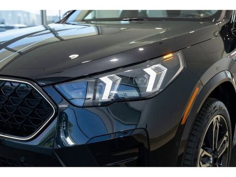 New 2026 BMW X2 xDrive28i w/ Technology Package AWD/4WD image 40
