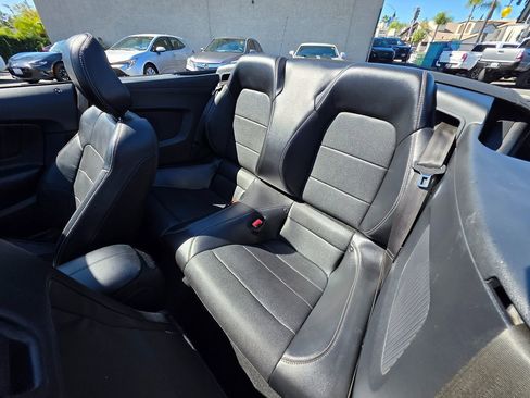 Used 2020 Ford Mustang Premium image 19