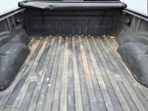 Used 2017 Ford F150 Lariat w/ Equipment Group 501A Mid image 5