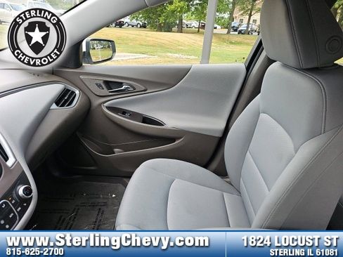 Used 2024 Chevrolet Malibu LT image 20