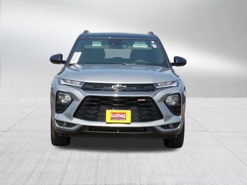 Used 2023 Chevrolet TrailBlazer RS AWD/4WD image 2