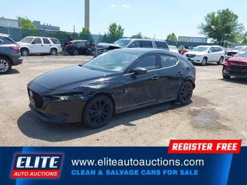 Used 2021 MAZDA MAZDA3 s FWD image 4