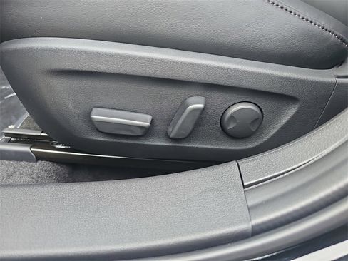 New 2026 MAZDA MAZDA3 2.5 S Sedan w/ Preferred Pkg image 30