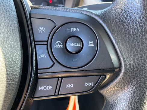 Used 2024 Toyota Corolla LE FWD image 16