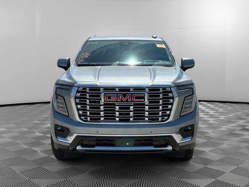 Certified 2025 GMC Yukon XL Denali AWD/4WD image 8