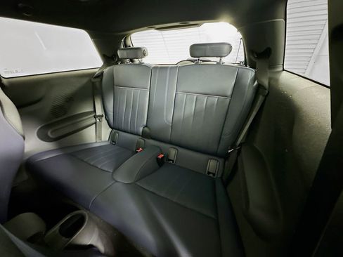 Certified 2025 MINI Cooper S image 17