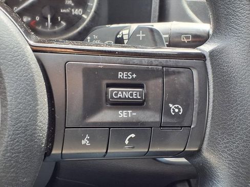 Used 2021 Nissan Rogue S image 16